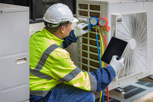 Professional Hvac technician working in Cushing, TX